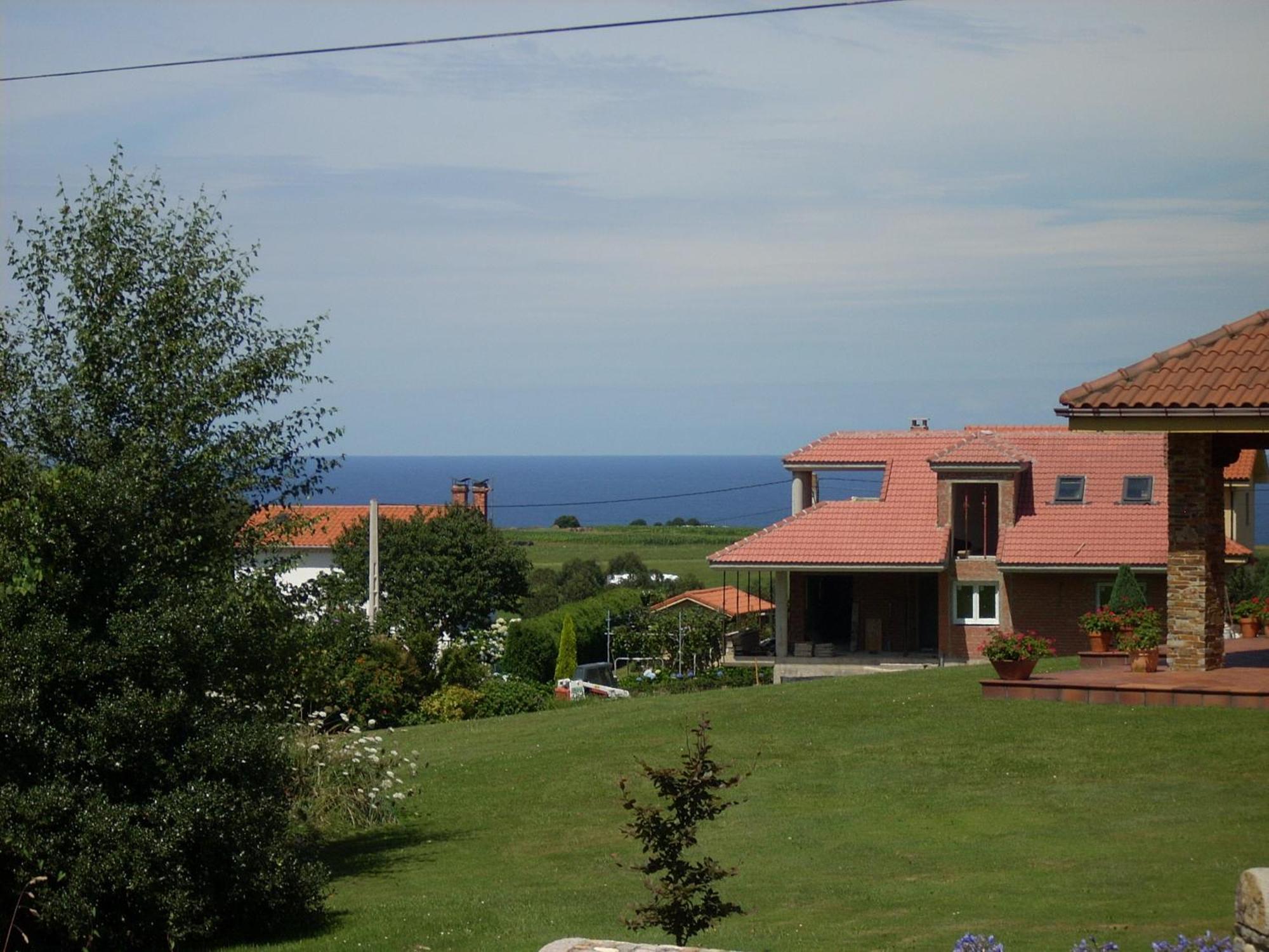 Apartamentos Rurales La Carbayala 오비나라 객실 사진