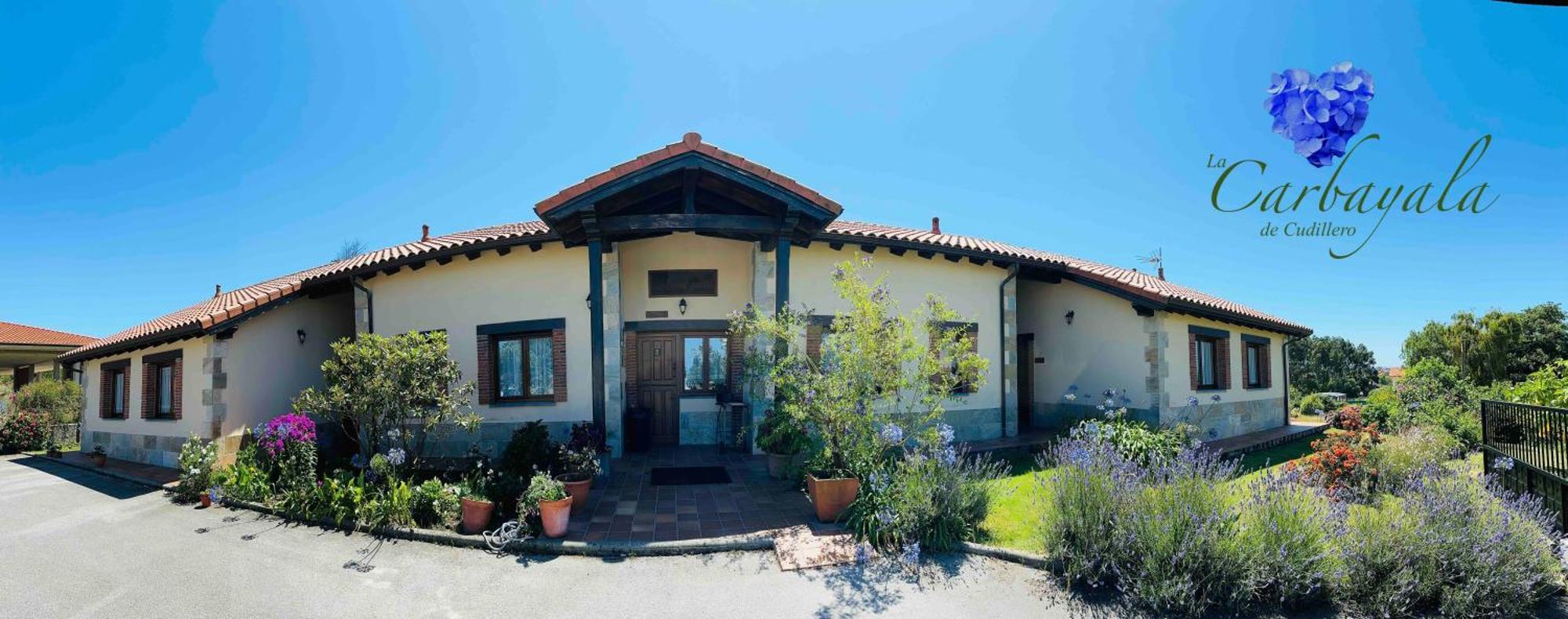 Apartamentos Rurales La Carbayala 오비나라 외부 사진