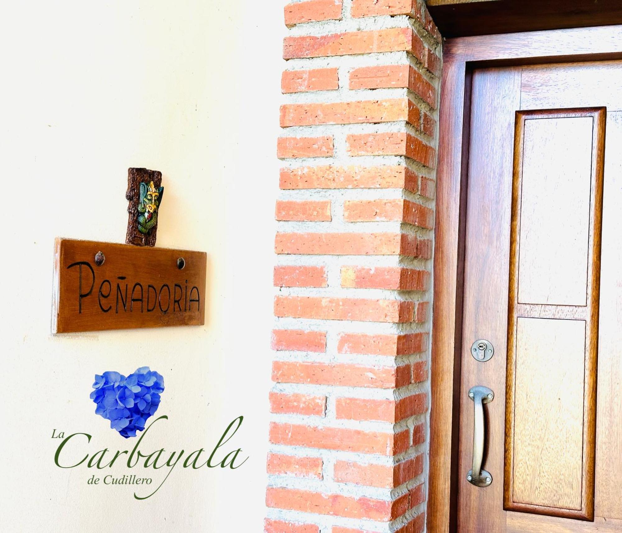 Apartamentos Rurales La Carbayala 오비나라 외부 사진