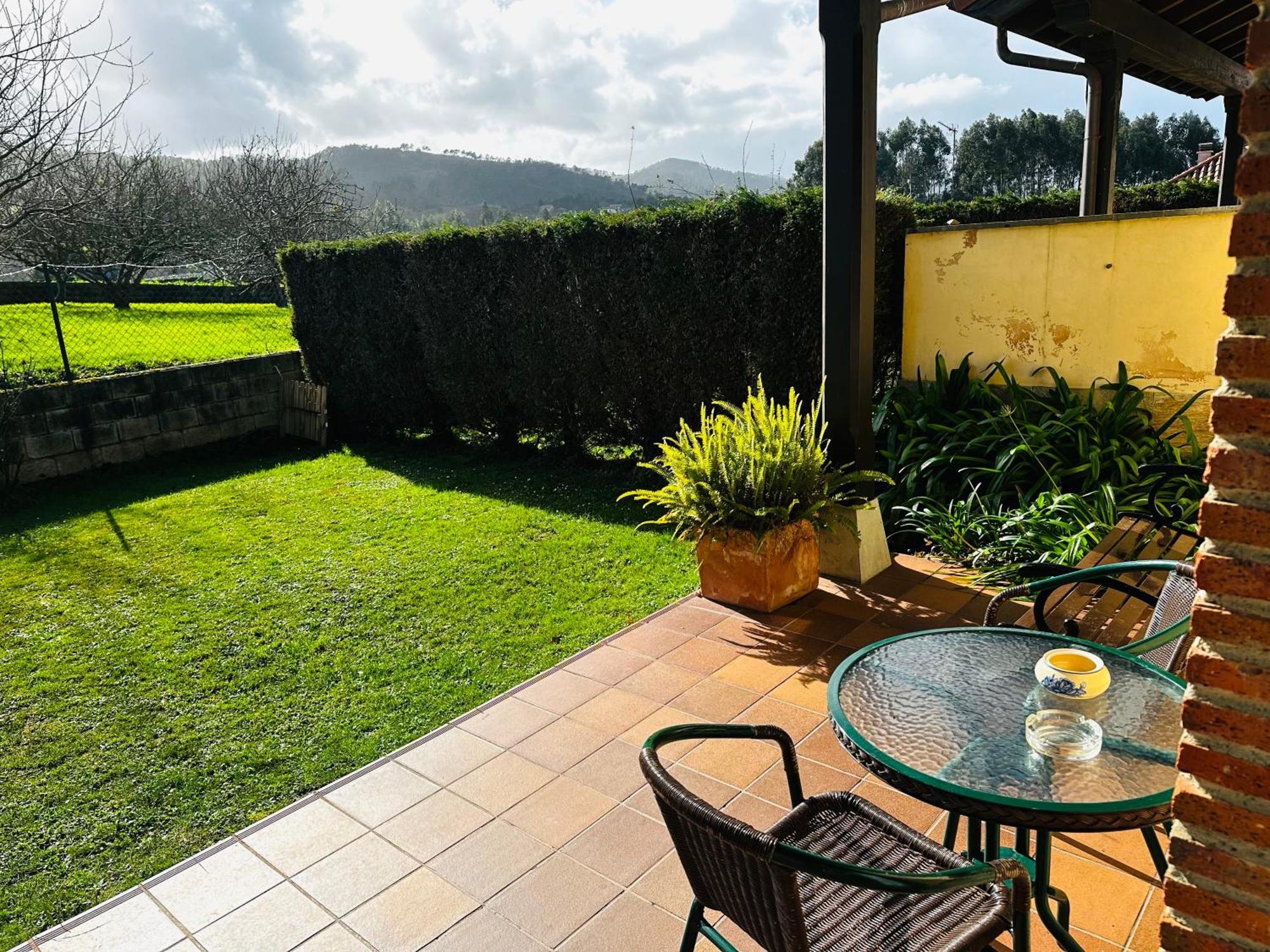 Apartamentos Rurales La Carbayala 오비나라 외부 사진